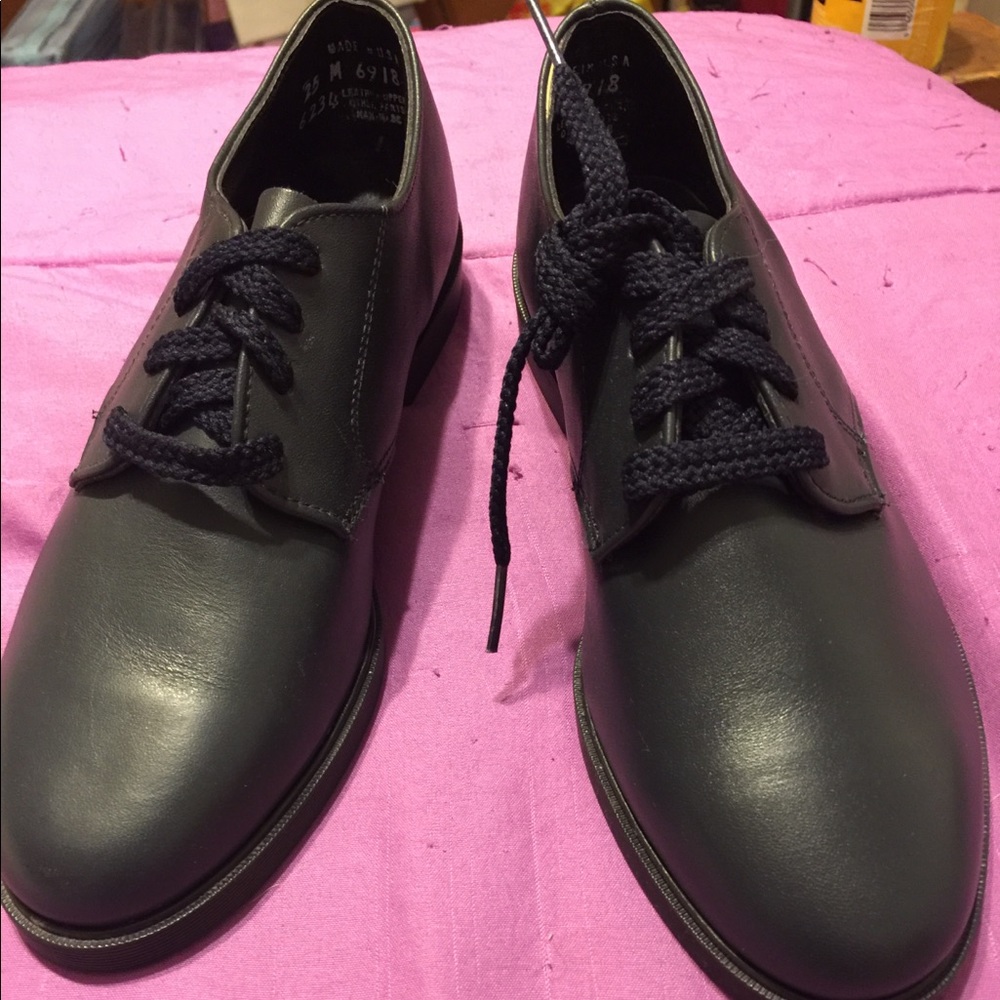 Leather navy blue school shoes